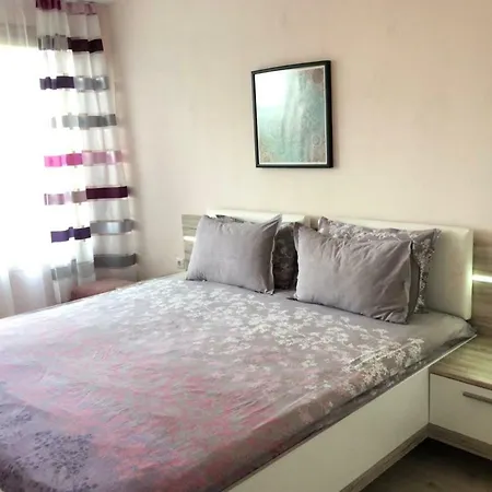 Cosy With Central Seaside Location شقة