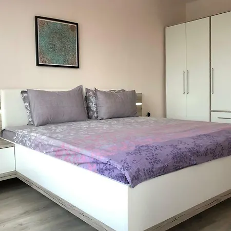 Cosy With Central Seaside Location شقة